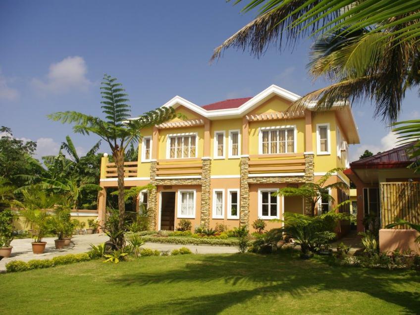 Amboy Hometel Basco Exterior photo